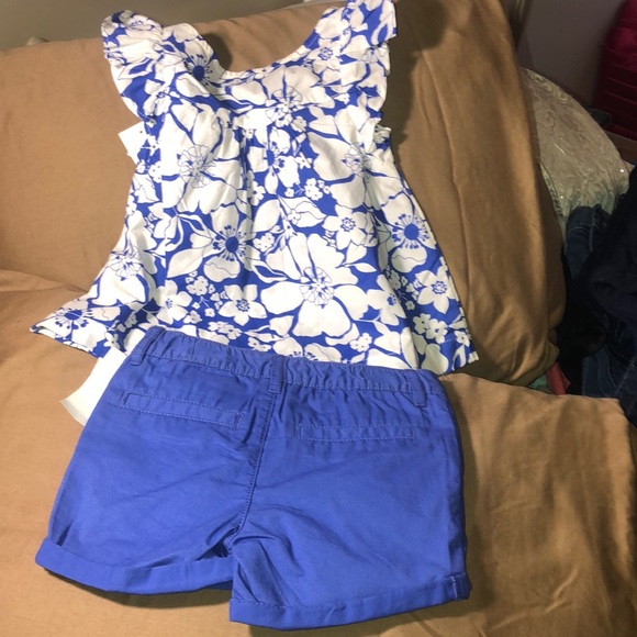 Toddler girl Summer outfit - Picture 2 of 2